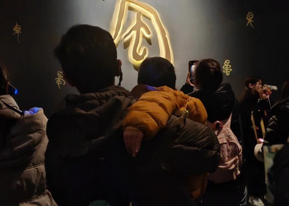 寒假去三星堆不听人工讲解要买自动讲解吗？