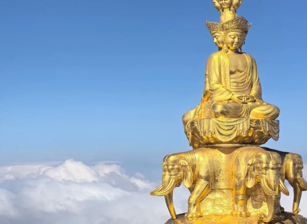 五一峨眉山到三星堆乘车路线怎么方便？