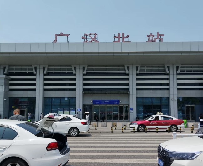 2026五一三星堆坐高铁到哪一站？