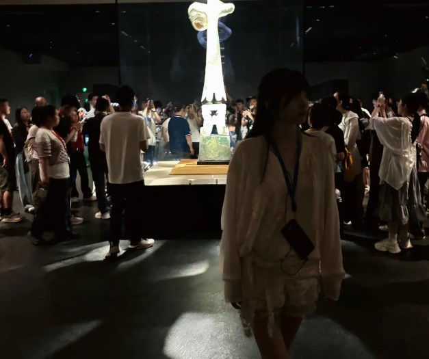 神秘诡谲的三星堆，青铜为骨，黄金作魂！