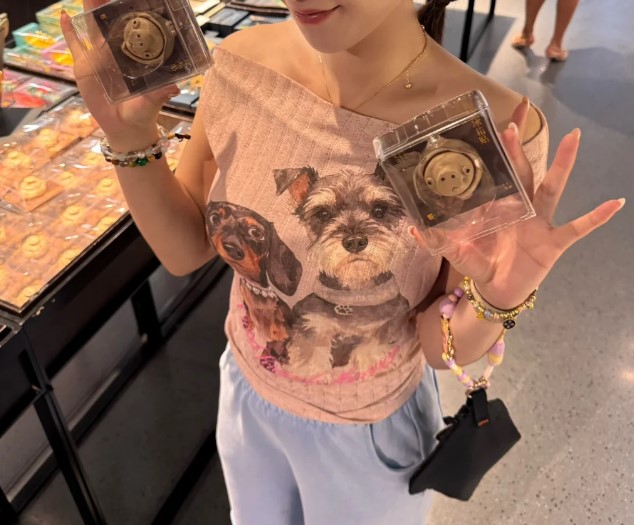来三星堆～是谁还没试过头顶大祭司？